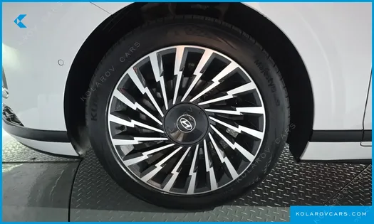 HYUNDAI GRANDEUR CALLIGRAPHY