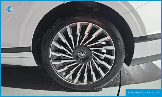 HYUNDAI GRANDEUR CALLIGRAPHY