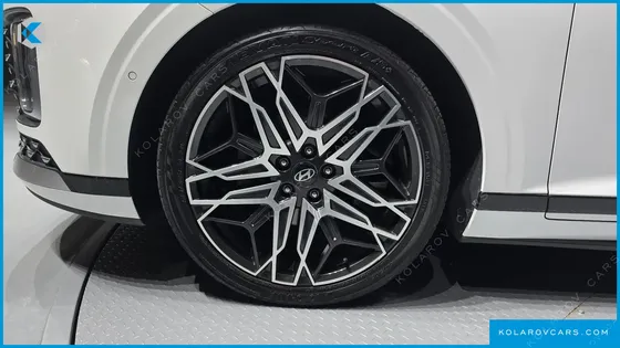 HYUNDAI GRANDEUR EXCLUSIVE