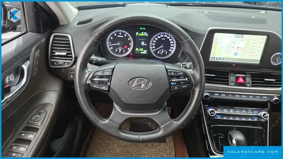 HYUNDAI GRANDEUR 3.0 EXCLUSIVE