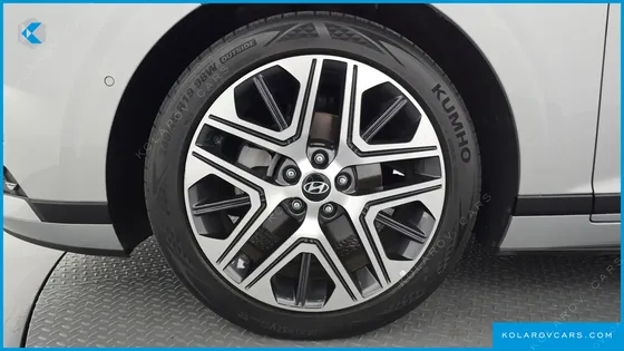 HYUNDAI GRANDEUR EXCLUSIVE