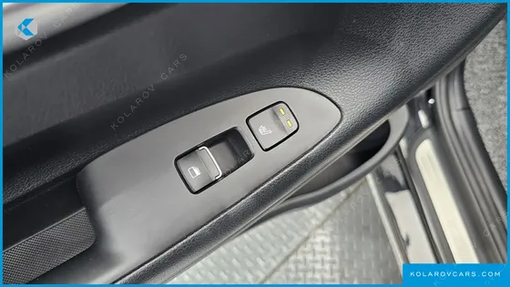 HYUNDAI GRANDEUR 3.0 LPI MODERN (RENTAL CAR)