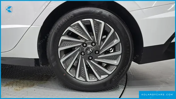 HYUNDAI SONATA EXCLUSIVE