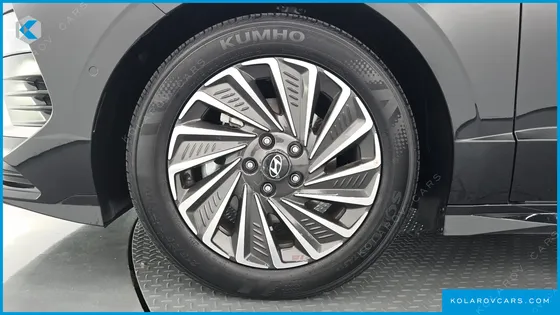 HYUNDAI SONATA EXCLUSIVE