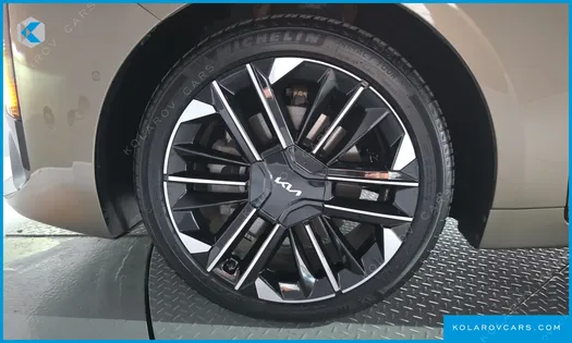 KIA K8 2.5 GASOLINE 2WD