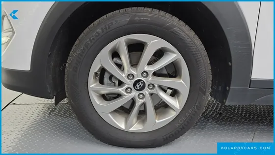 HYUNDAI TUCSON DIESEL 1.7 2WD
