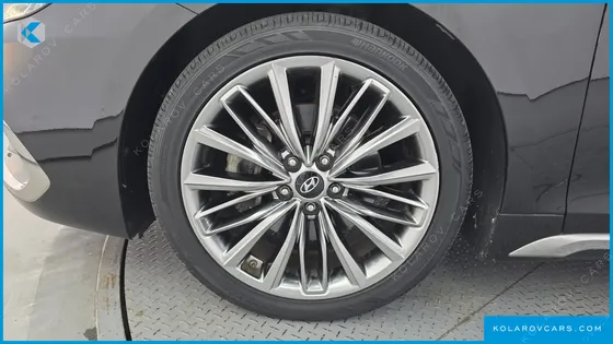 HYUNDAI GRANDEUR 3.0 MODREN BASIC (RENTAL CAR)