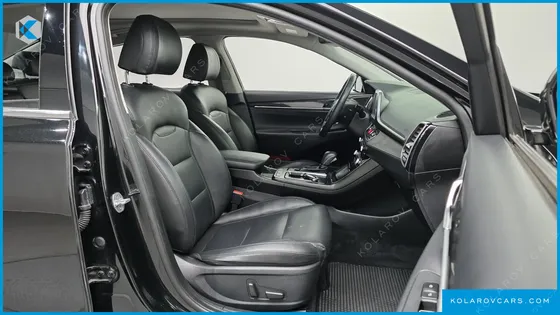 HYUNDAI GRANDEUR 3.0 MODREN BASIC (RENTAL CAR)