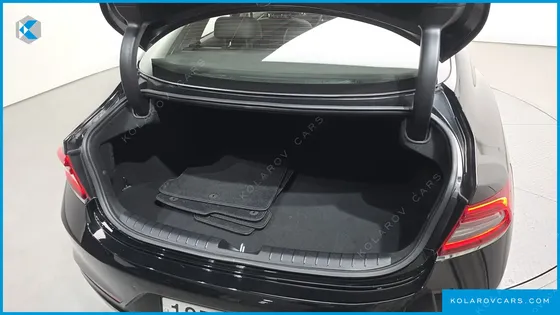HYUNDAI GRANDEUR 3.0 MODREN BASIC (RENTAL CAR)