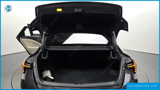 KIA K8 2.5 GASOLINE 2WD
