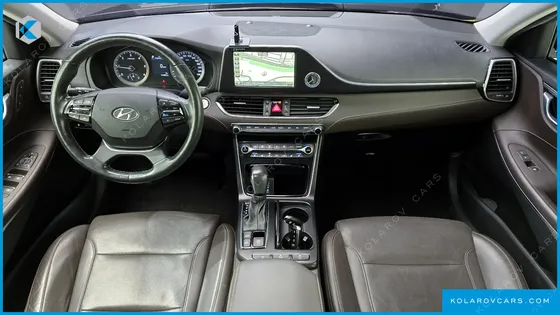 HYUNDAI GRANDEUR 2.2 DIESEL PREMIUM