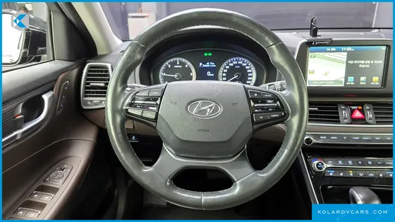 HYUNDAI GRANDEUR 2.2 DIESEL PREMIUM