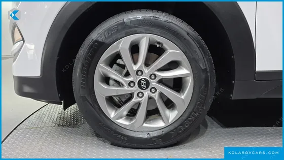 HYUNDAI TUCSON DIESEL 1.7 2WD