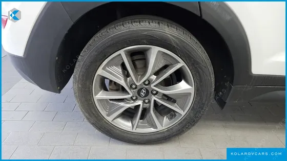 HYUNDAI TUCSON DIESEL 1.7 2WD