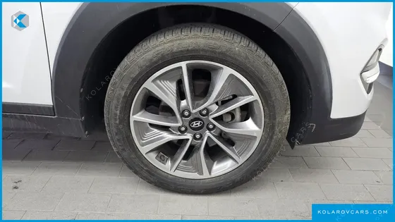 HYUNDAI TUCSON DIESEL 1.7 2WD