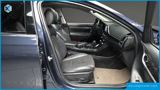 HYUNDAI GRANDEUR 2.2 DIESEL PREMIUM