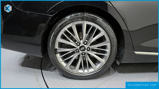 HYUNDAI GRANDEUR 2.4 PREMIUM