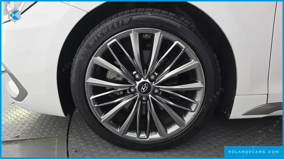 HYUNDAI GRANDEUR 3.0 PREMIUM