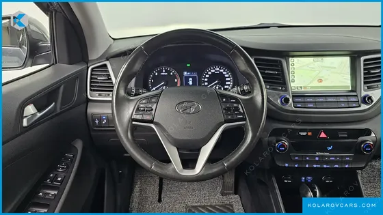 HYUNDAI TUCSON DIESEL 2.0 2WD