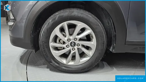 HYUNDAI TUCSON DIESEL 1.7 2WD