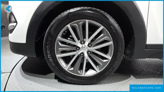 HYUNDAI TUCSON DIESEL 2.0 2WD