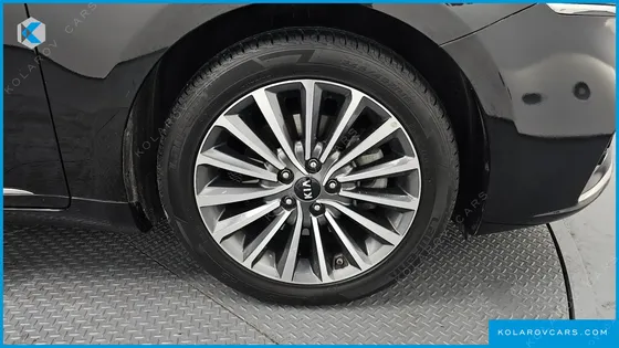 KIA K7 3.0 LPI PRESTIGE (RENTAL CAR)