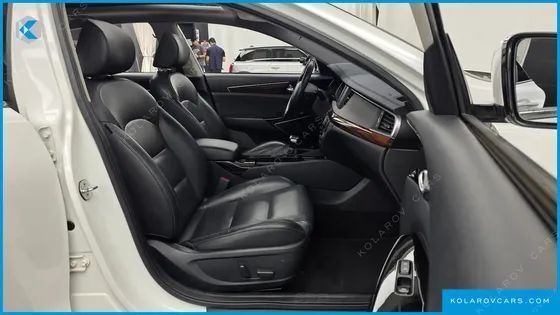 KIA K7 3.0 LPI LUXURY (RENTAL CAR)