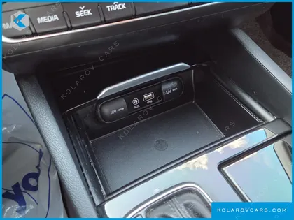 KIA K7 3.0 LPI LUXURY (RENTAL CAR)