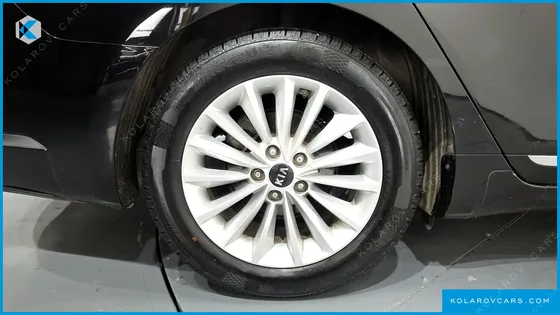 KIA K7 3.0 LPI LUXURY (RENTAL CAR)