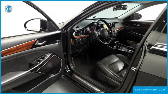 KIA K7 3.0 LPI LUXURY (RENTAL CAR)