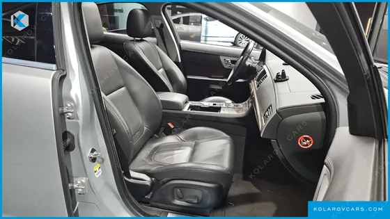 JAGUAR XF 2.2D LUXURY