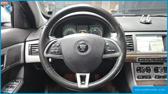 JAGUAR XF 2.2D LUXURY