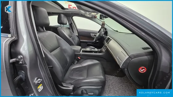 JAGUAR XF 2.0 LUXURY