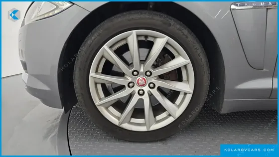 JAGUAR XF 3.0D PREMIUM