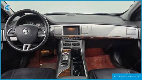 JAGUAR XF 3.0D PREMIUM