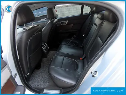 JAGUAR XF 2.0 LUXURY