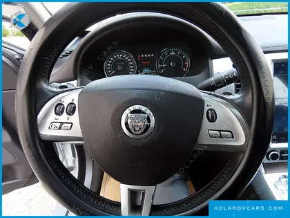 JAGUAR XF 2.0 LUXURY