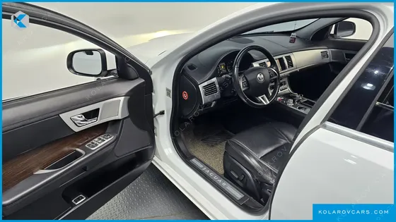 JAGUAR XF 2.2D LUXURY