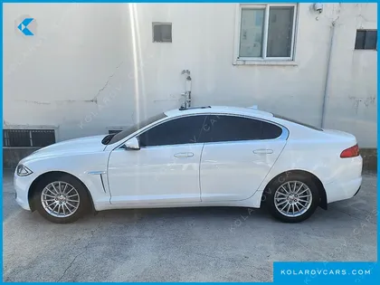 JAGUAR XF 2.0 LUXURY