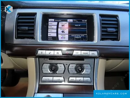 JAGUAR XF 2.0 LUXURY