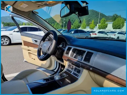 JAGUAR XF 2.0 LUXURY