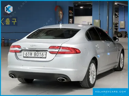 JAGUAR XF 2.0 LUXURY