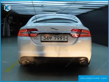JAGUAR XF 2.0 LUXURY