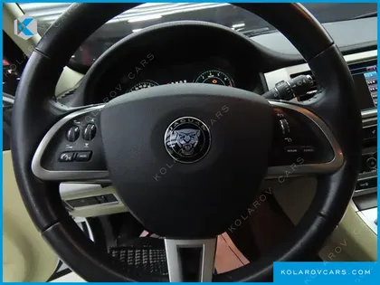 JAGUAR XF 2.0 LUXURY
