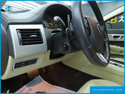 JAGUAR XF 2.0 LUXURY