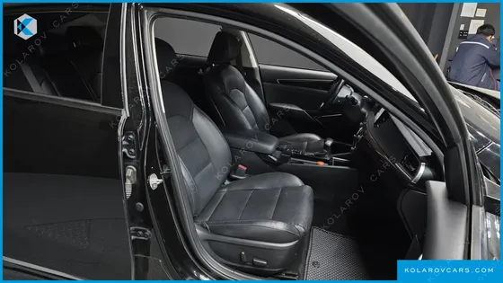 KIA K7 3.0 LPI LUXURY (RENTAL CAR)