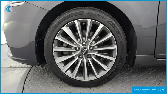 KIA K7 3.0 LPI LUXURY (RENTAL CAR)