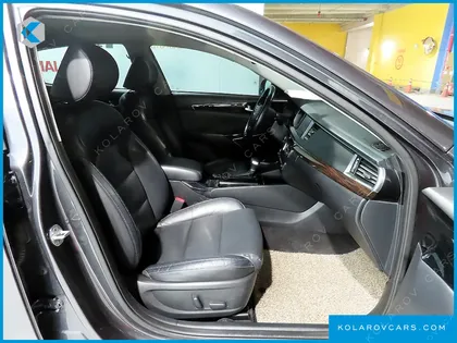 KIA K7 3.0 LPI LUXURY (RENTAL CAR)