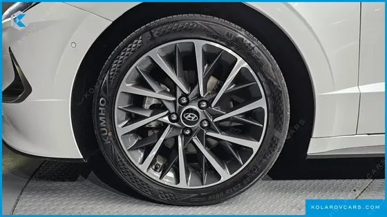 HYUNDAI SONATA 2.0