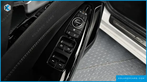KIA K7 3.0 LPI LUXURY (RENTAL CAR)